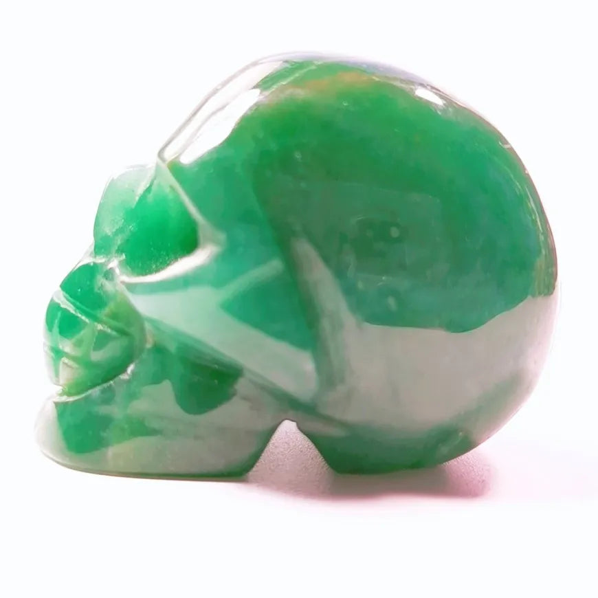 Huiying Hot sale natural carved various kinds of stone Chinese green aventurine 2 inch skulls head ornament Crafts