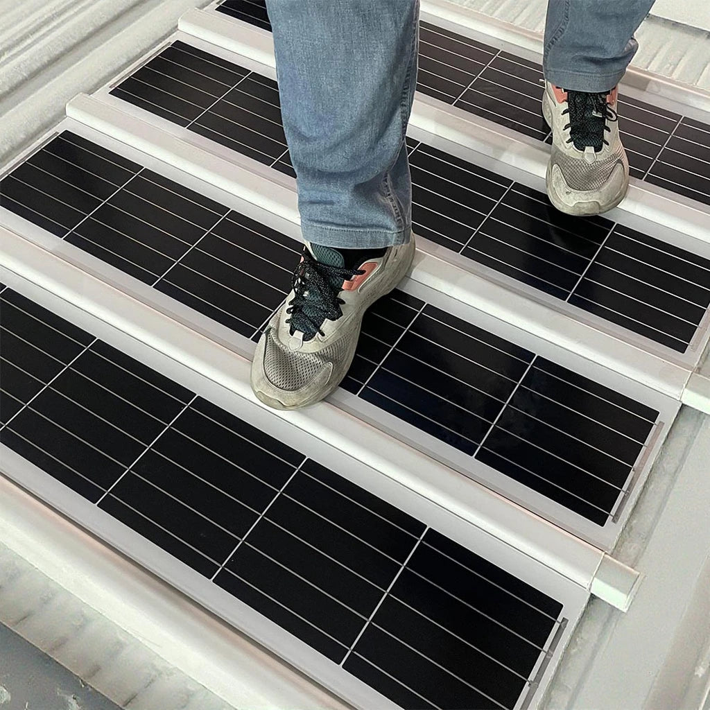 Durable 16W & 18W Bifacial HJT PERC Solar Roof Tiles System with 24% Efficiency and 5-Year Warranty
