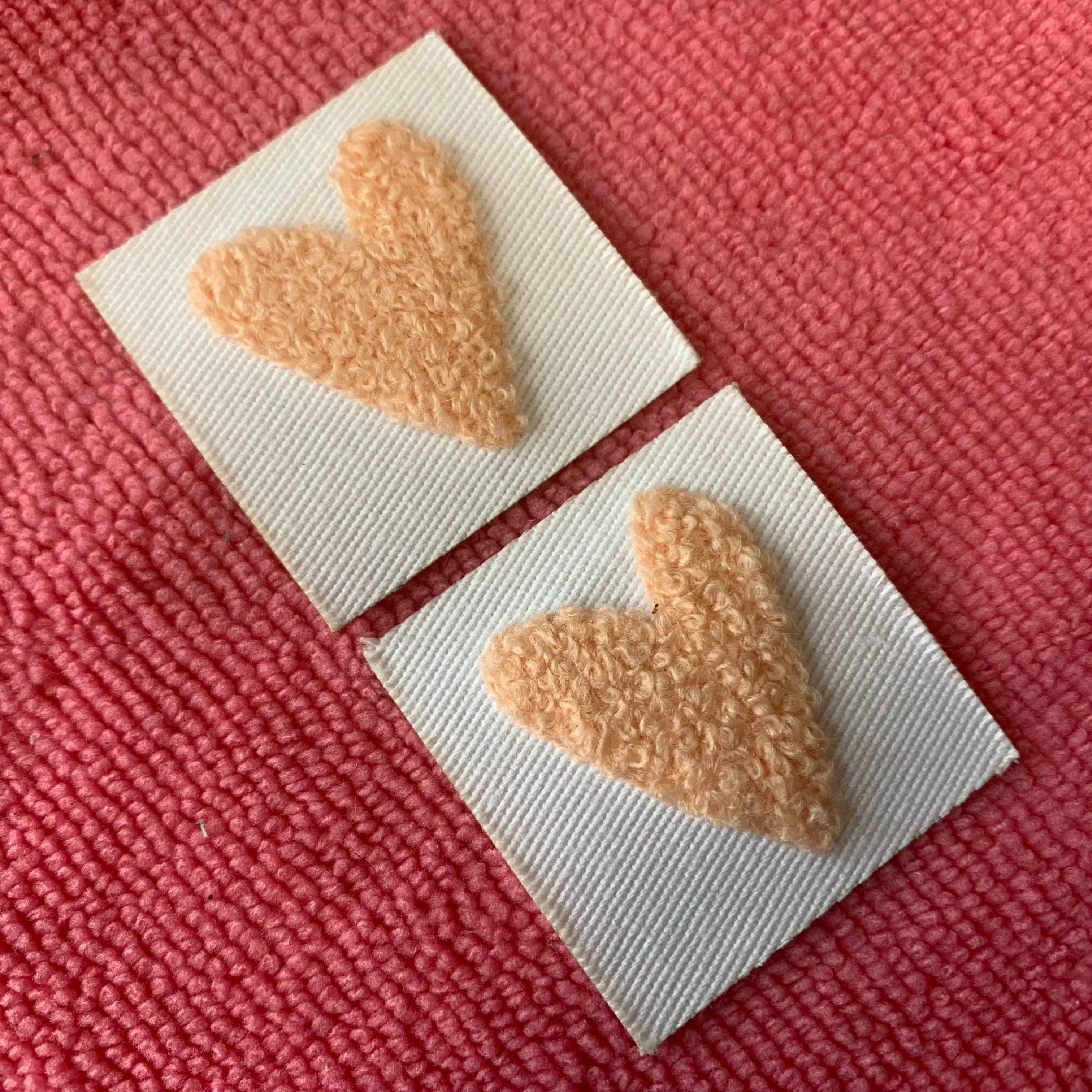 Custom Heart logo Cotton Chenille Embroidery Patchiron on Embroidery Towel Chenille Badge for Hoodies