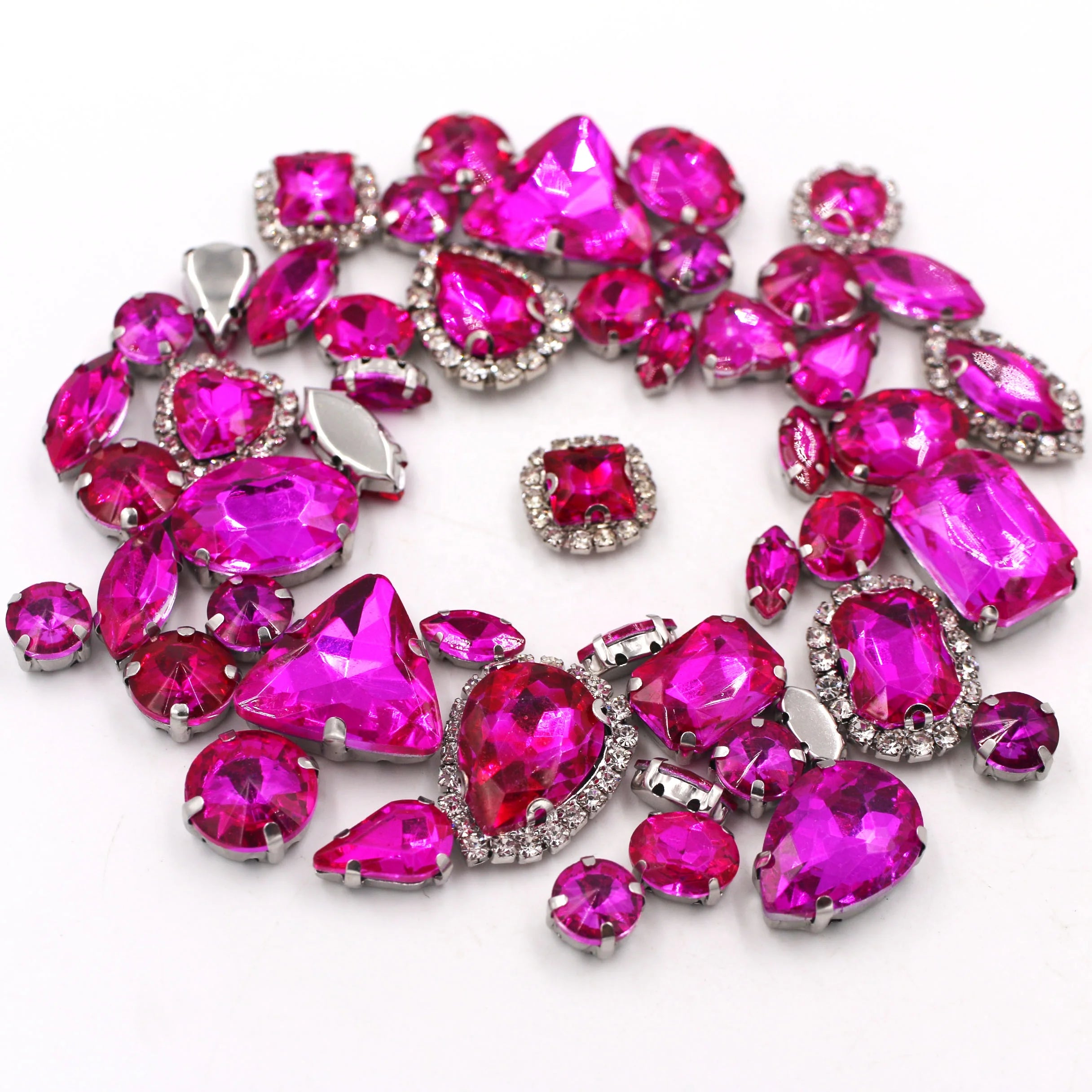 Rose Red Mixed Claw Diamond Buckle 3D Glass Flatback Sew-On Loose Rhinestones 50pcs/Bag for DIY Clothing Shoes Accessories