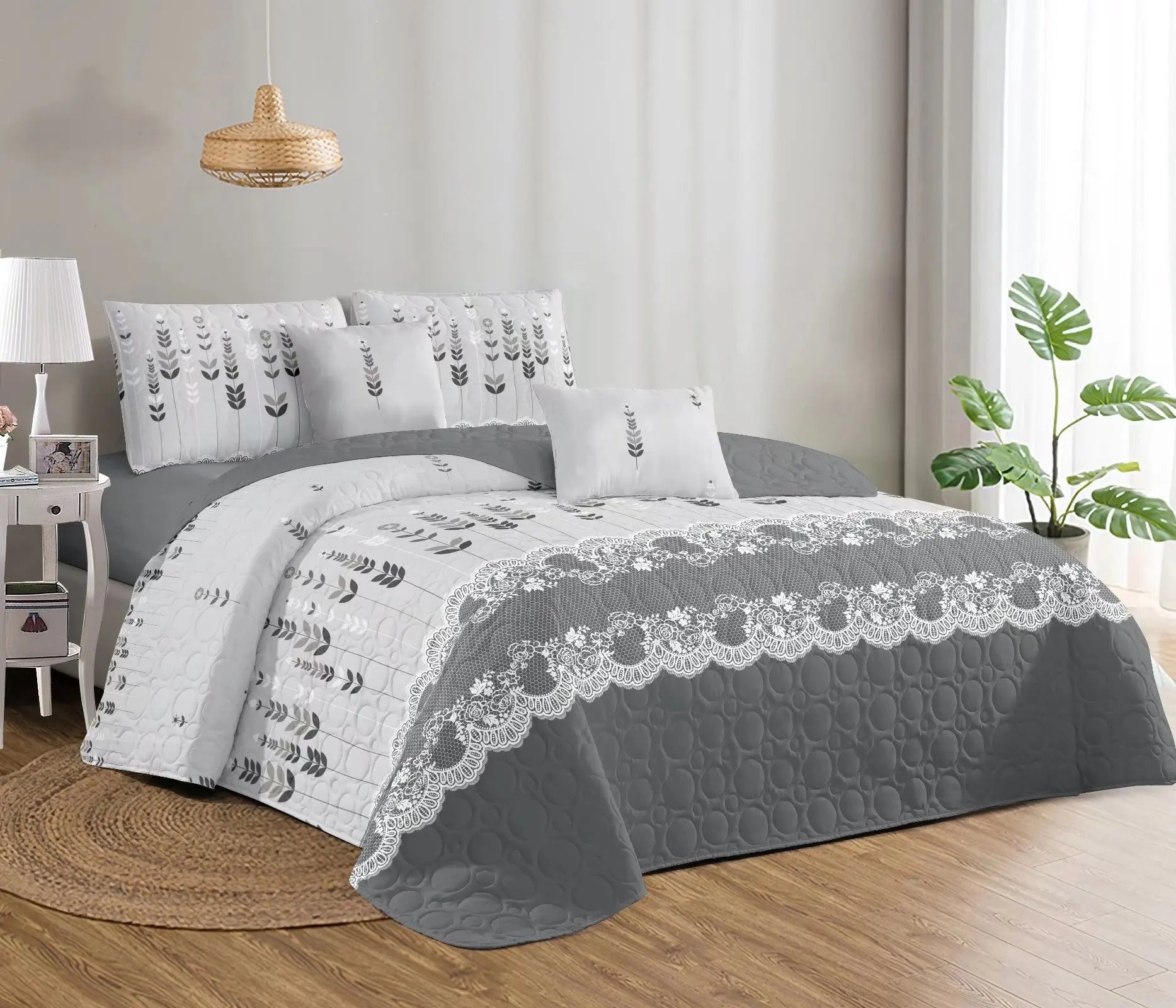 2022 New Design Floral Plaid Quilt Bedspread with Curtain Set Microfiber King and Queen Size for Home Use for Christmas