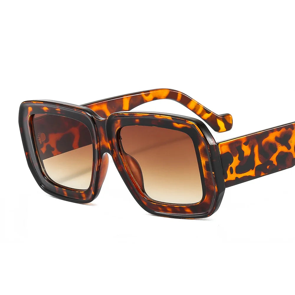 Square Frame Modern Personality 2-color Anti-ultraviolet Rock Personality Catwalk Sunglasses Sunglasses