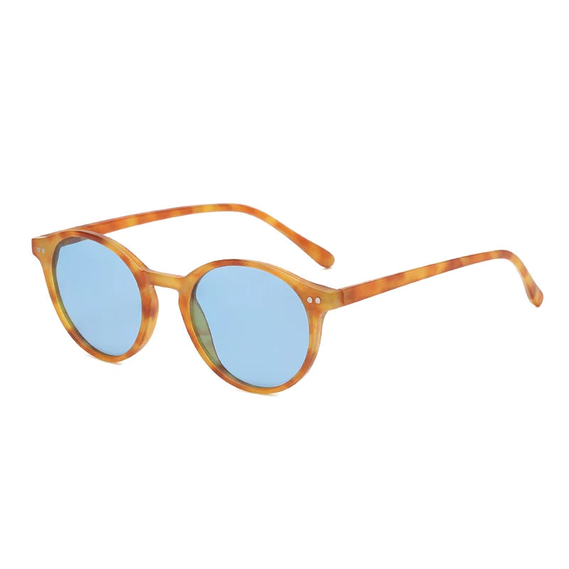 2026 Unisex Designer Sunglasses Trendy Clear Gray Frame with Polarized Lenses Logo on Lens Fashionable Sun Glasses