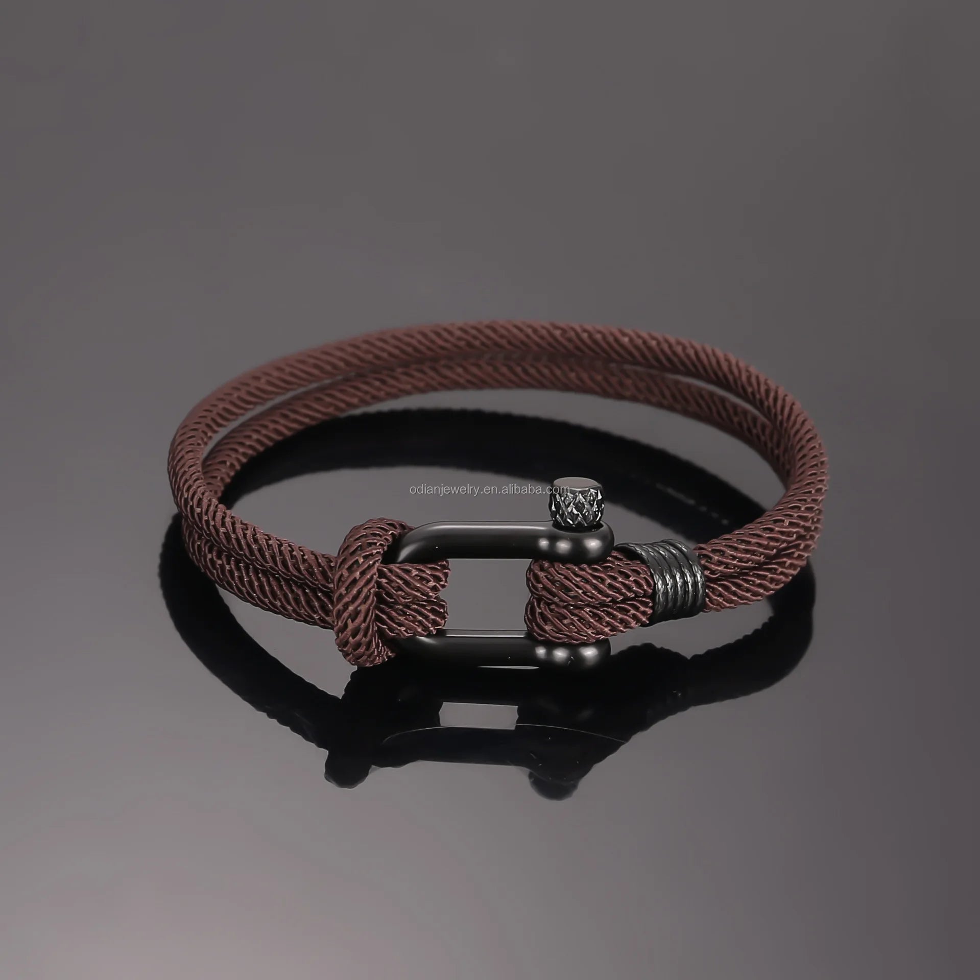 New Arrived Trendy Woven Handmade Men Braided Bracelet Horseshoe Buckle Stainless Steel Couple Rope Bracelet for Men