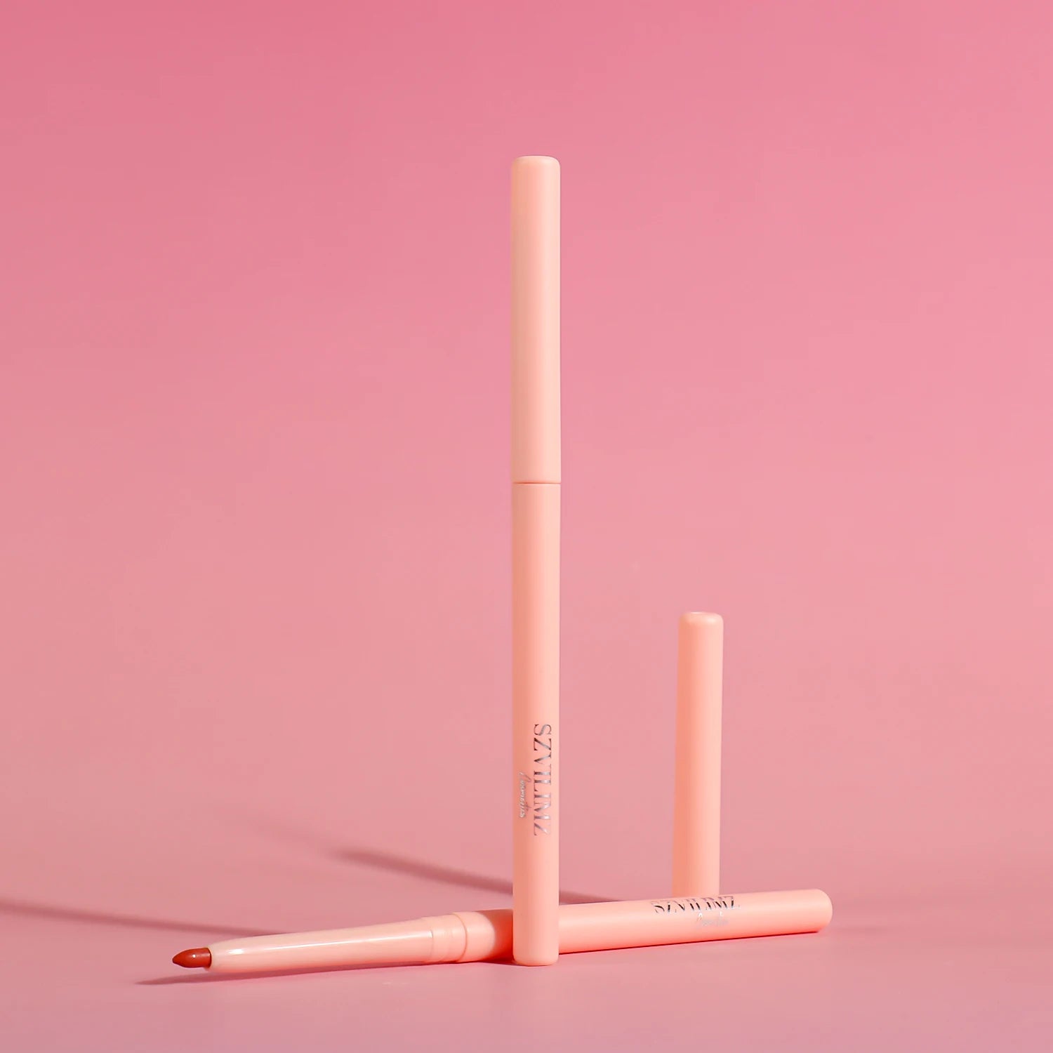 Lip Liner Waterproof Long Lasting Creamy Lip Liner Vegan Lip Liner in Stock