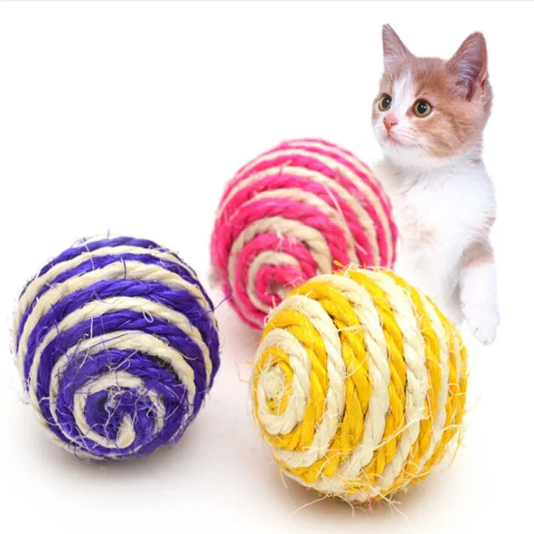 Factory Wholesale Price Small Ball Claw Resistant Cat Sisal Ball Cat Toy Pet Rope Toys Cat Chew Toy