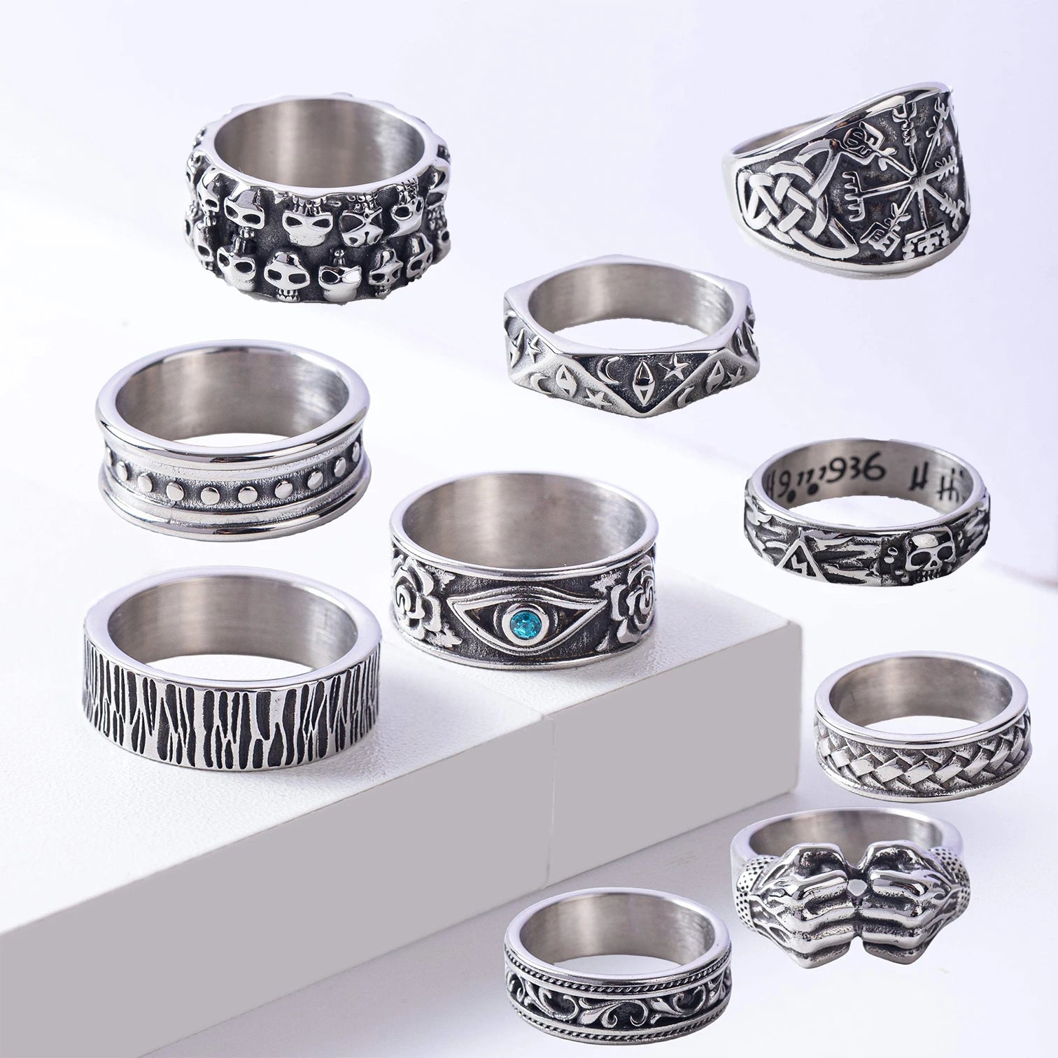 Gothic Style Skull Ring Stainless Steel Viking Amulet Rune Compass Ring Vintage Carved Boxing Fists Men Power Ring