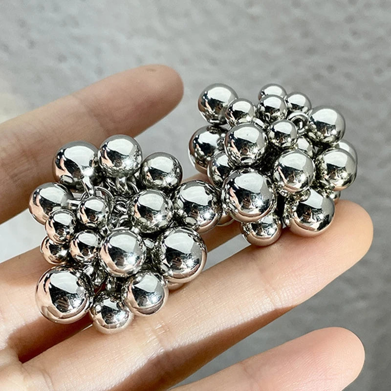 Kaimei Fashion Jewelry Metal Ball Grape String Earrings Beaded Hollow Ball Earrings Geometric Silver Plated Ball Drop Earrings