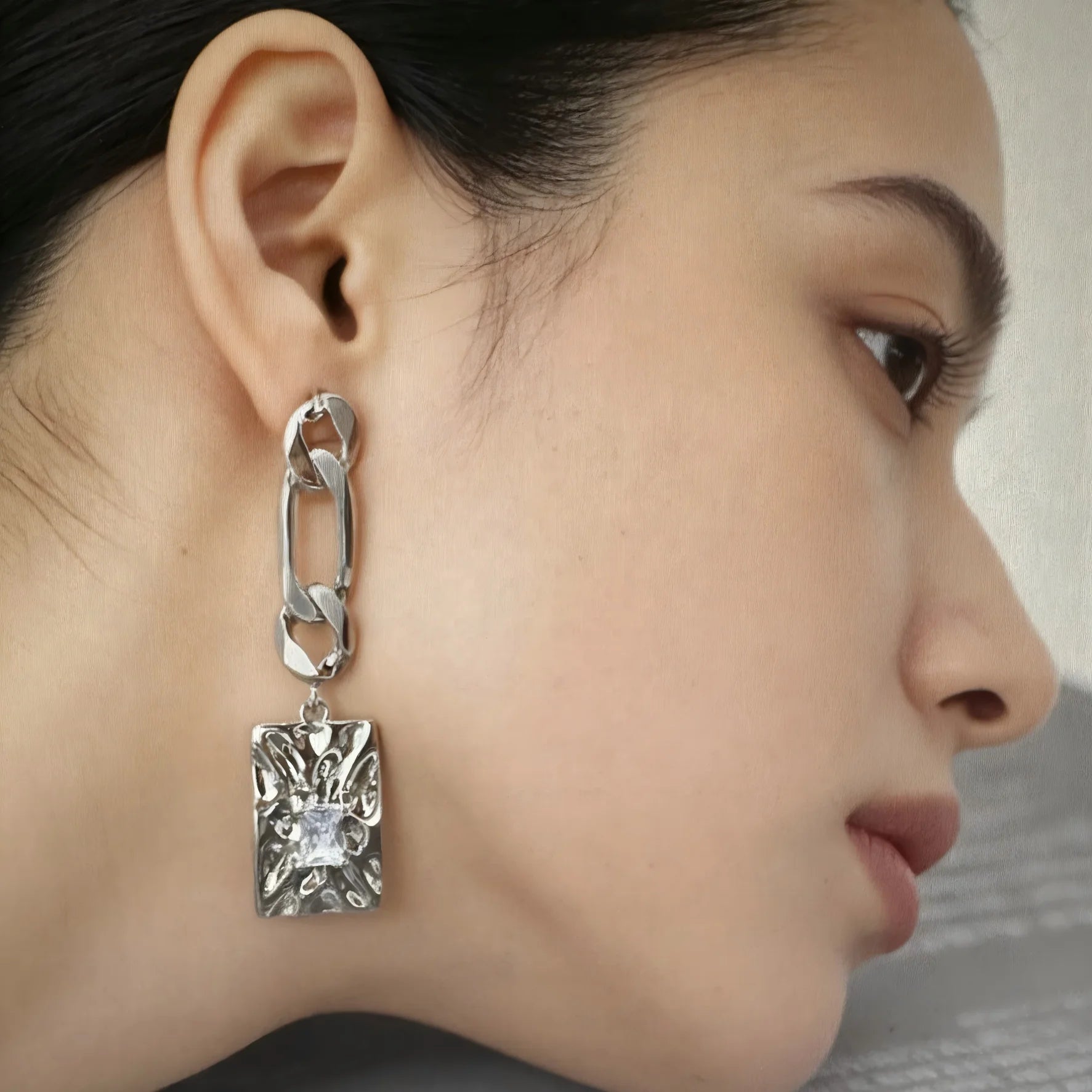 Ilona Hammered Texture Chain Drop Earrings Silver Tone Geometric Square CZ Drop Earrings Minimalist Punk Brass Jewelry for Women