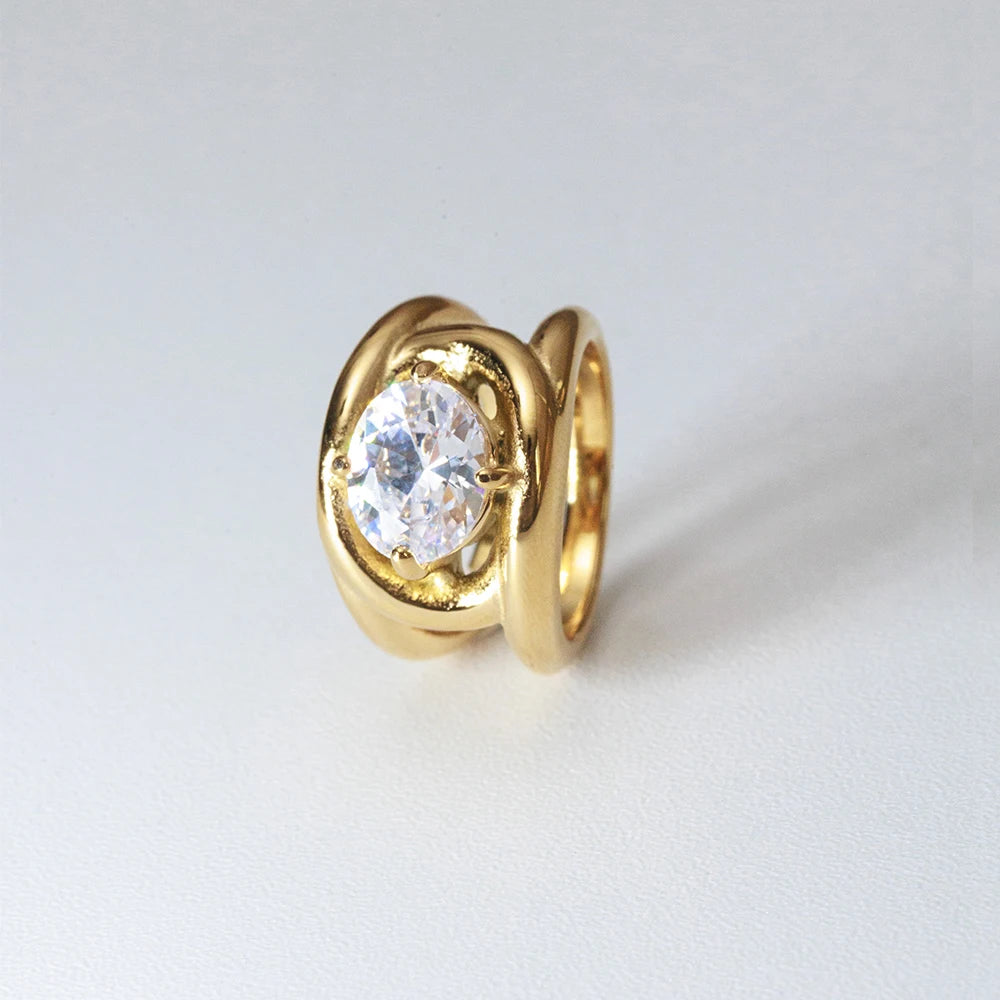 Stainless Steel Women's Daily Versatile Jewelry 18k Gold Plated Oval Zircon Design Ring Waterproof YF6217