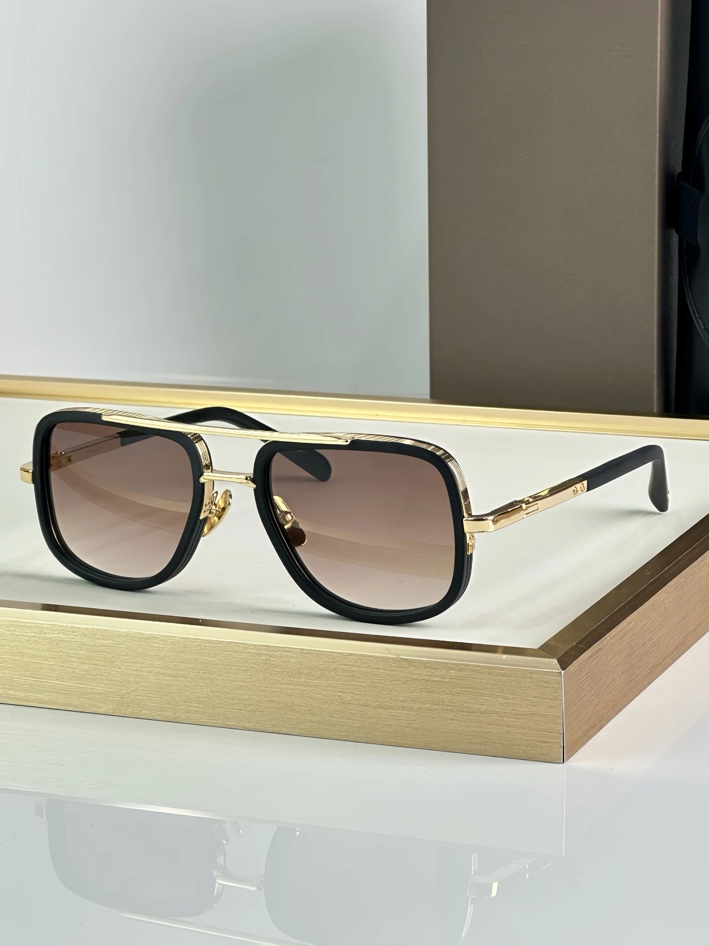 Top Men's Driving Sunglasses Fashion Oversized Brand Sunglasses Luxury Men's and Women's Pilot Aviation Sunglasses