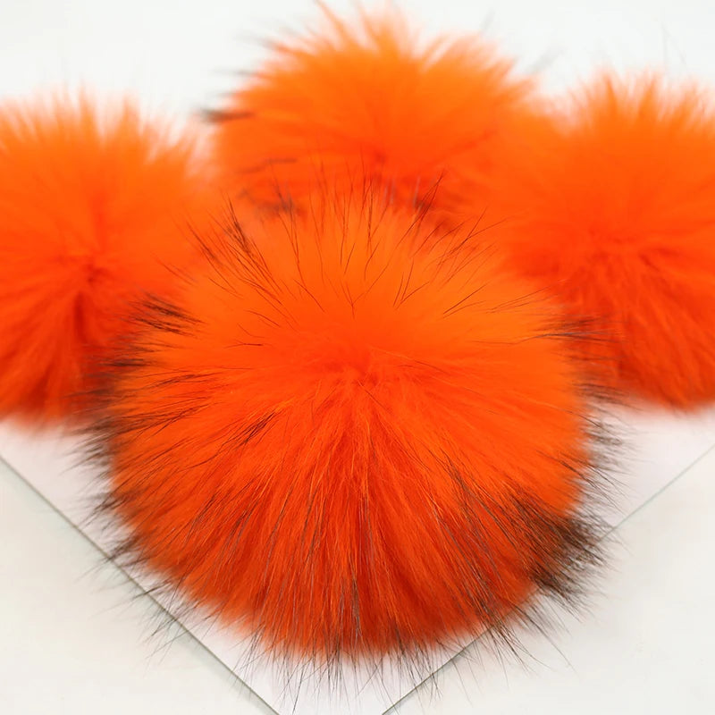 Factory Wholesale 12 cm Natural Color Real Raccoon Fur Pompoms Ball DIY Decorative Bean Hat Scarf