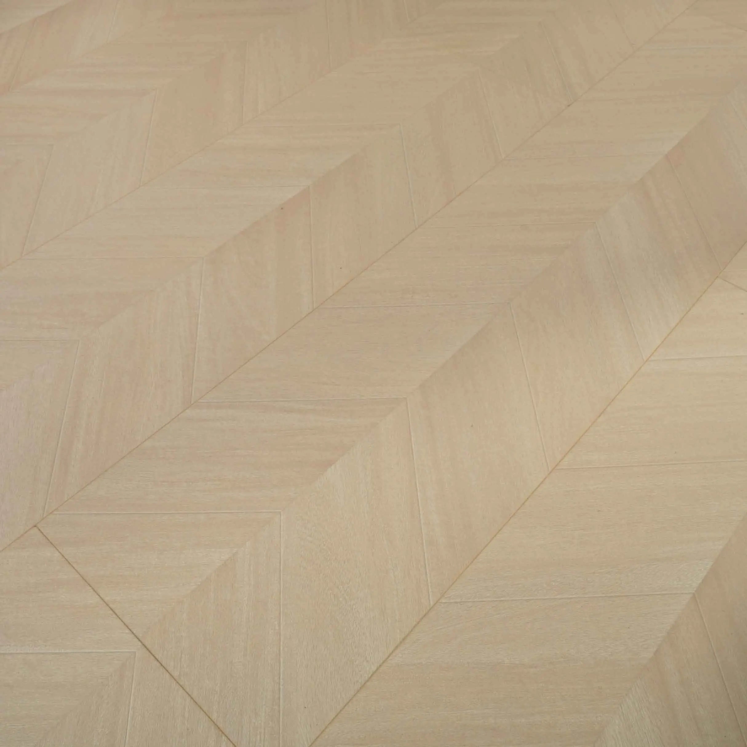 New Arrival Laminate Flooring Wear Resistant Spc Wood Flooring Herringbone Piso Laminado