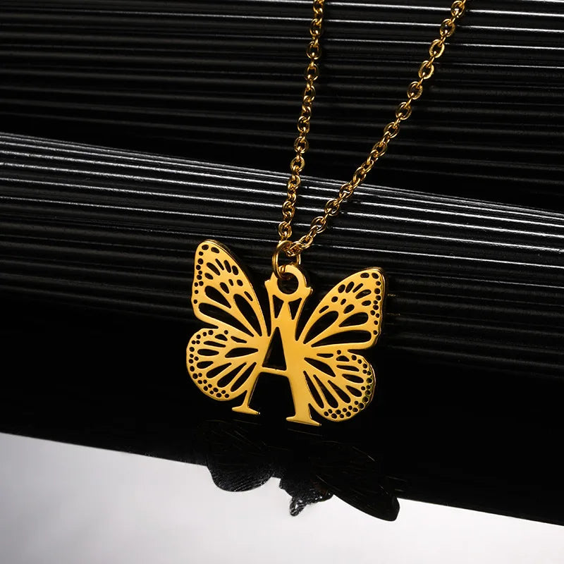 Qiuhan Butterfly Stainless Steel Jewelry 18K Gold A-Z Custom Letter Necklace
