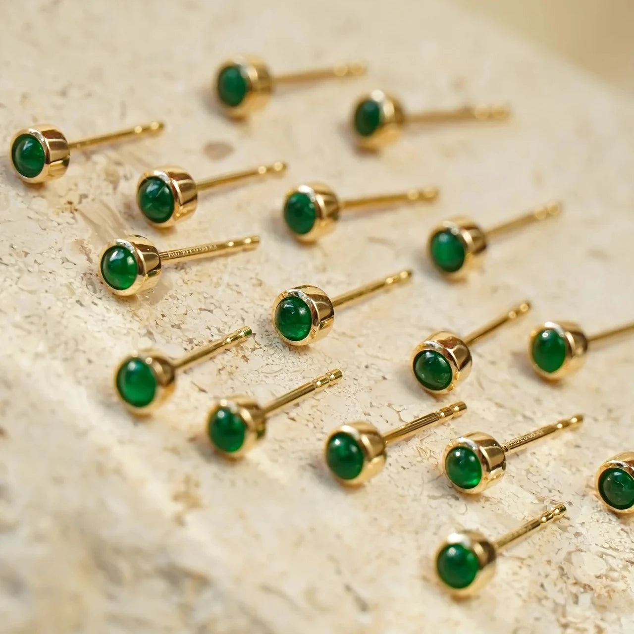 H&F 2023 Luxury Fine Jewelry 18K Solid Gold Drop Earrings with Emerald Stud AU585 14K Gold Unisex Fashion for Men and Women