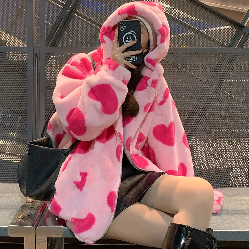 Harajuku Heart-shaped Printed Plush Jacket Women Korean Version of the Bear Long-sleeved Hooded Jacket Thickened Warm Couple Str