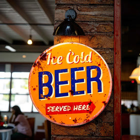 Hot Selling 30cm Classic Custom Tin Signage UV Printing BBQ Siding Wall Vintage Metal Signs Posters Plaque Format Metal Crafts