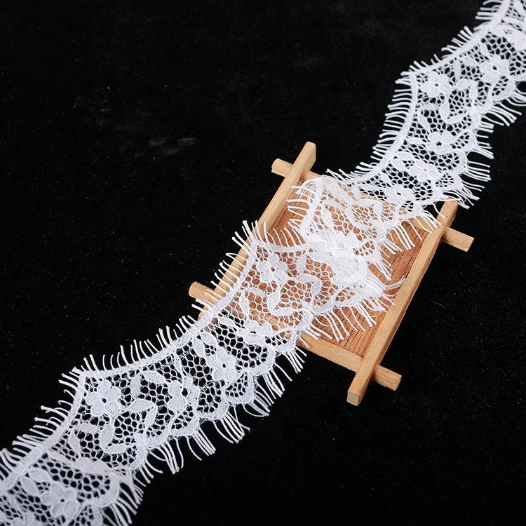 Good Quality Floral Chantilly Eyelash Lace Trim With Cord LT2601B