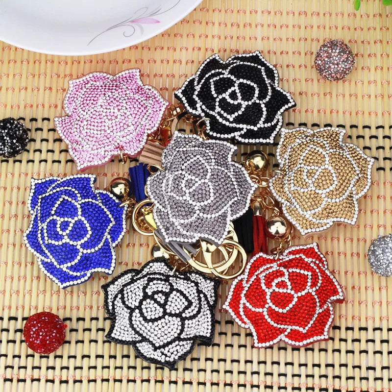 Fashion Flower Beads Keychain Rhinestone Cute Keyring Purse Bag Buckle Car Keyring for Women Bag Pendant