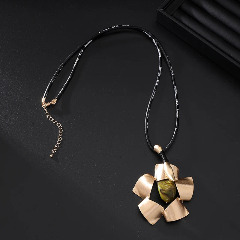 TongLing New Flower Pendant Necklace Gold Plated Alloy Gemstone Adjustable Necklace Ladies