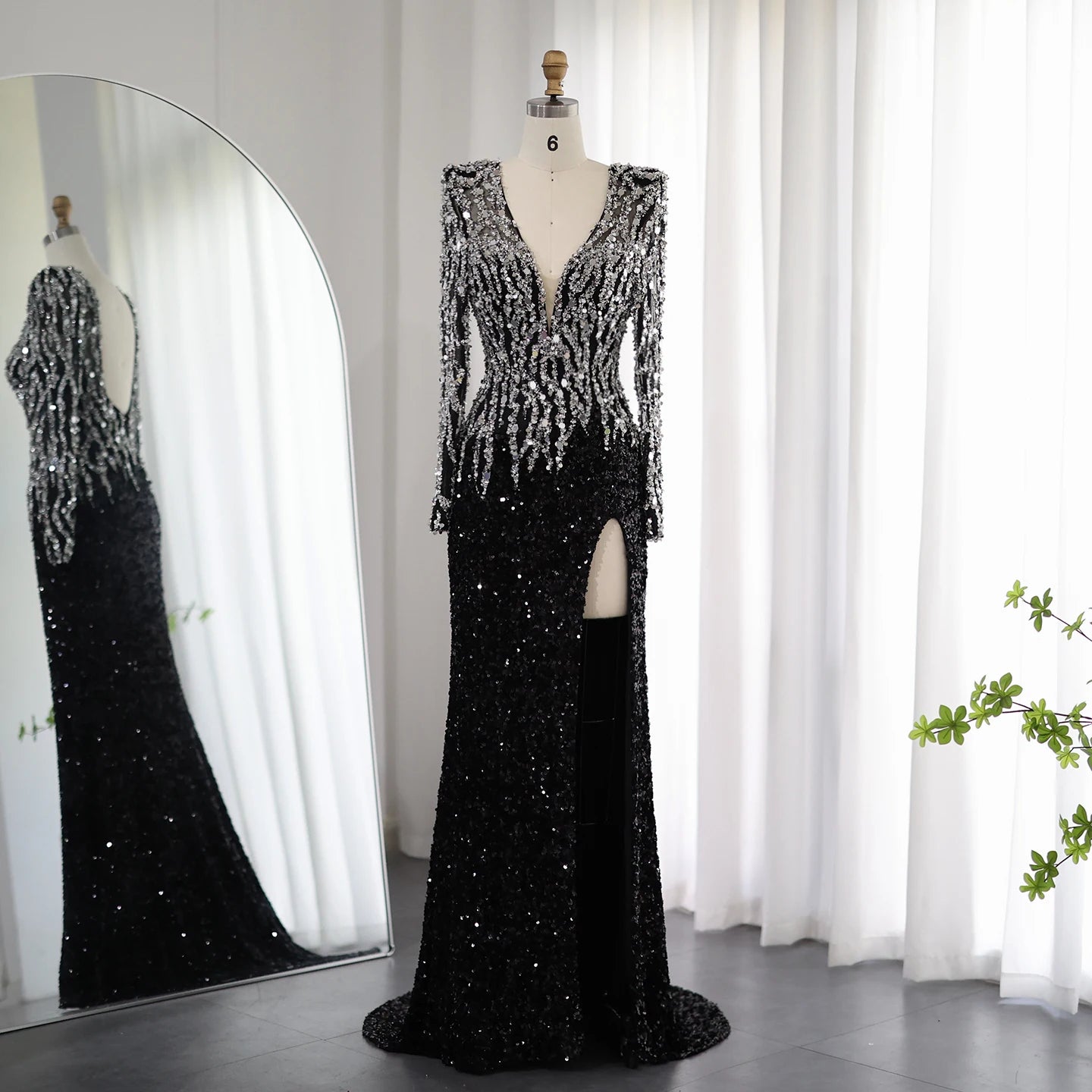 Luxury Black Mermaid Dubai Evening Dresses 2023 Elegant V-Neck Long Sleeves Arabic Women Formal Party Gowns Sz250