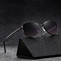 Wholesale New Men's Custom Logo Metal Polarized Sunglasses with Tac Lenses for Outdoor Use