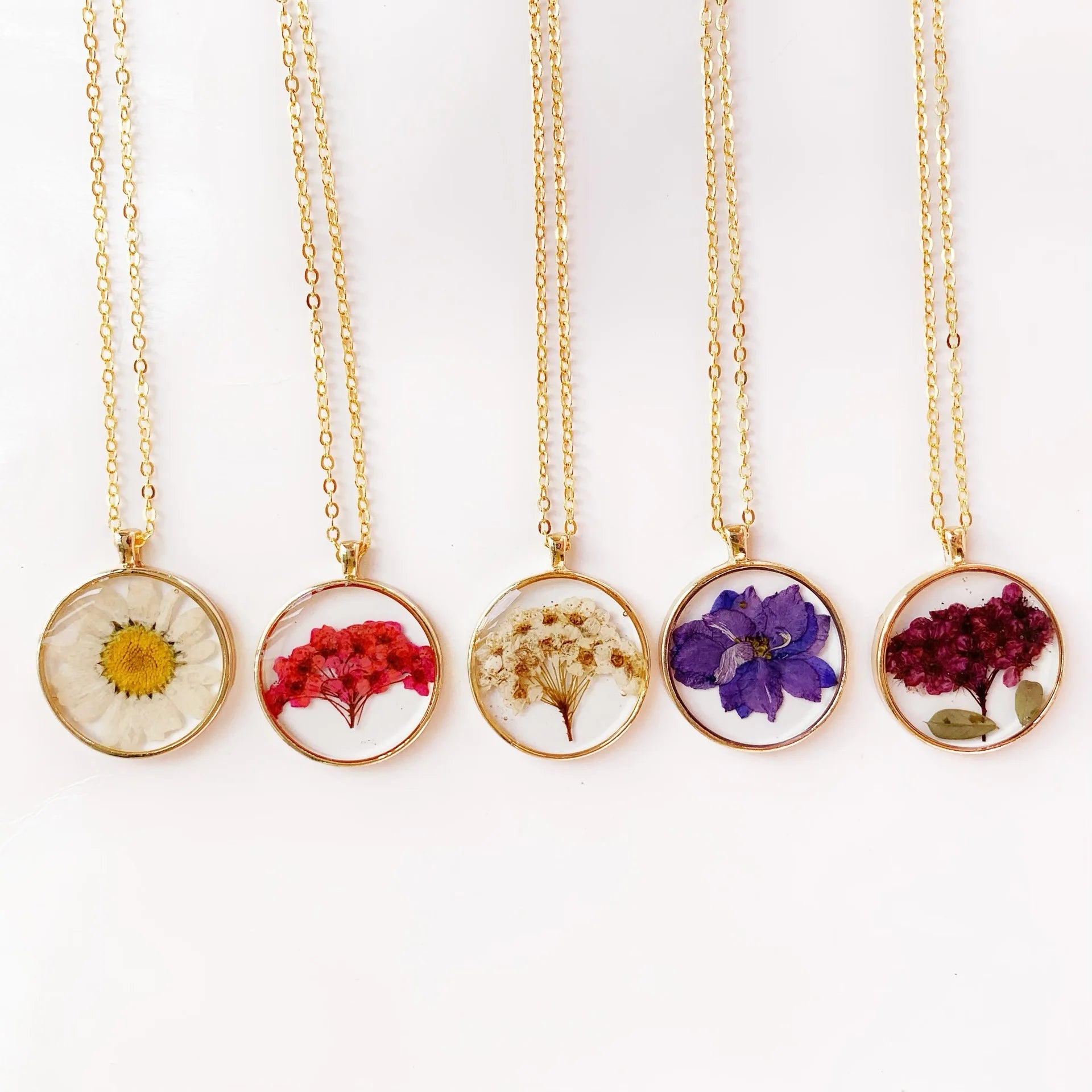 Fashion Resin Real Dried Pressed Flowers Art Pendant Jewelry Wholesale Suppliers Indian Pendant Necklace for Women Boho