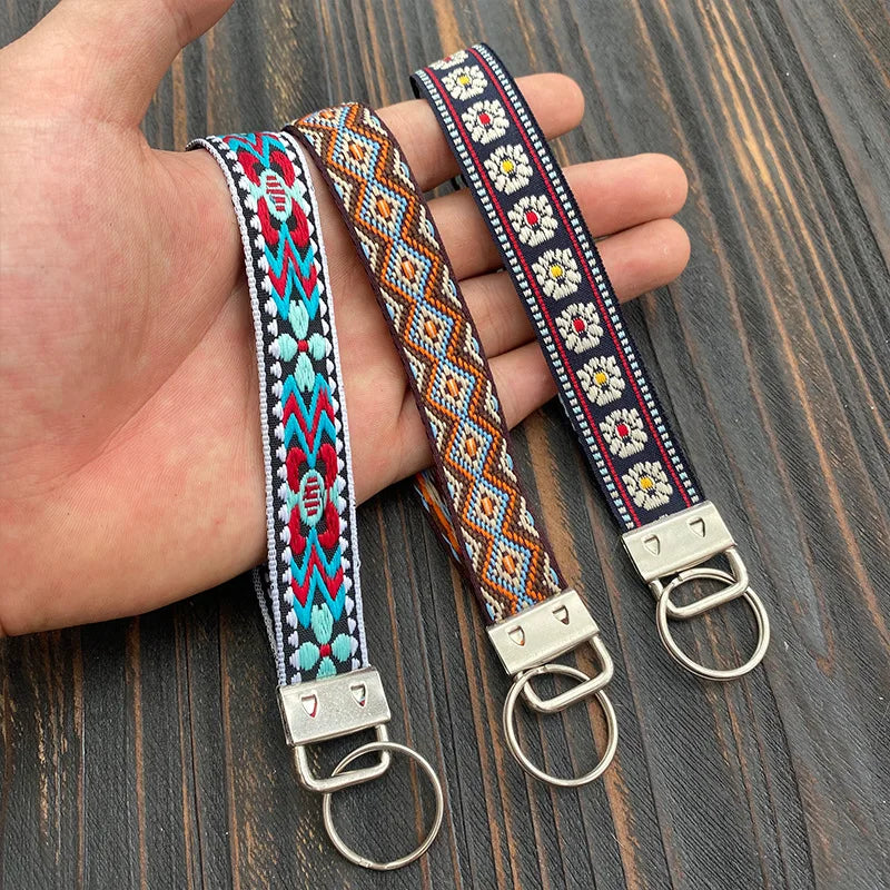 Bohemia Short Lanyard Jacquard Wrist Strap Bracelet Wristlet Keychain Holder for Women Boho Bag Mobile Phone Charms Decoration