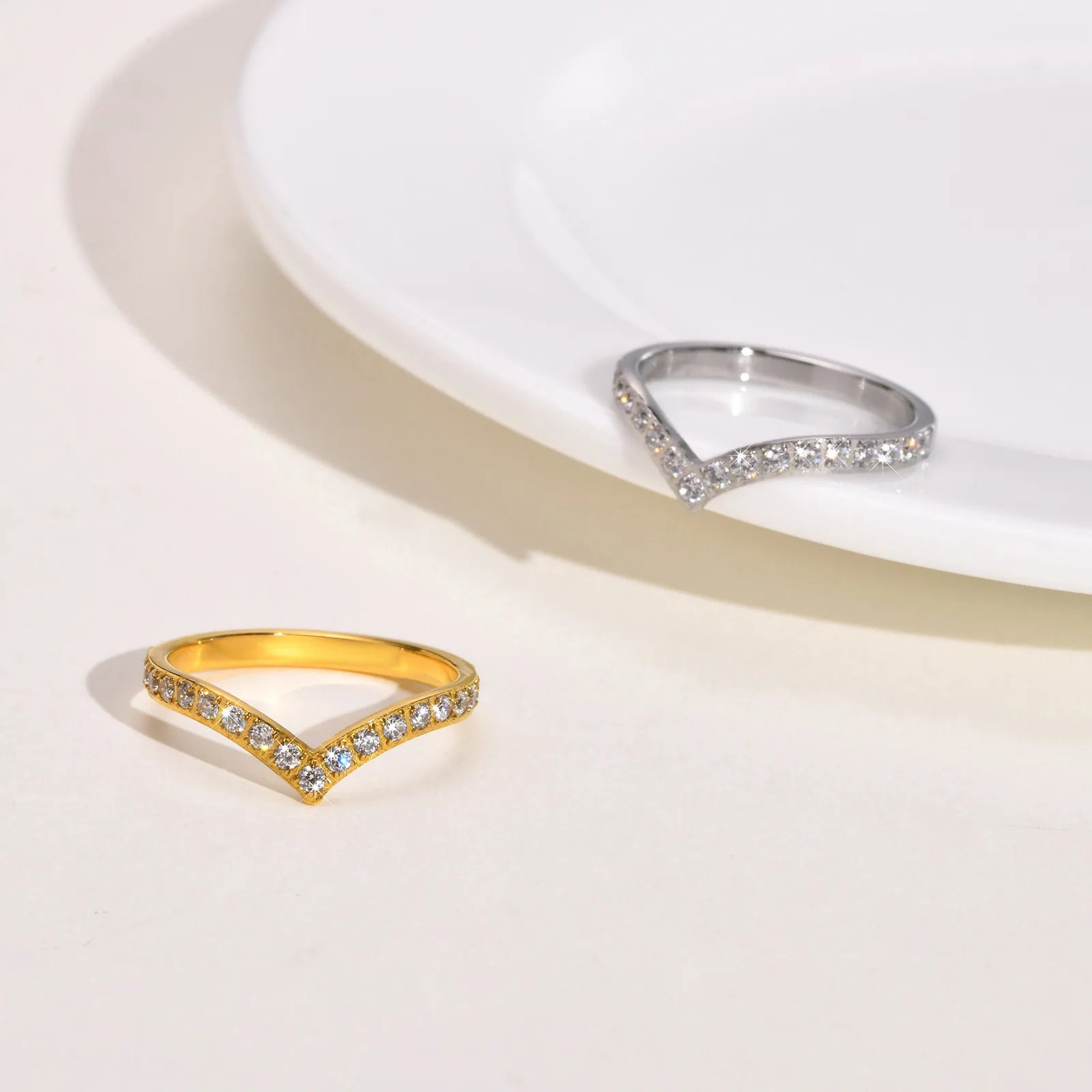 Tarnish Free 18k Gold Plated Stainless Steel Ring Minimalist Multi Zircon Semi Paving Heart Ring Anillos De Acero Inoxidable
