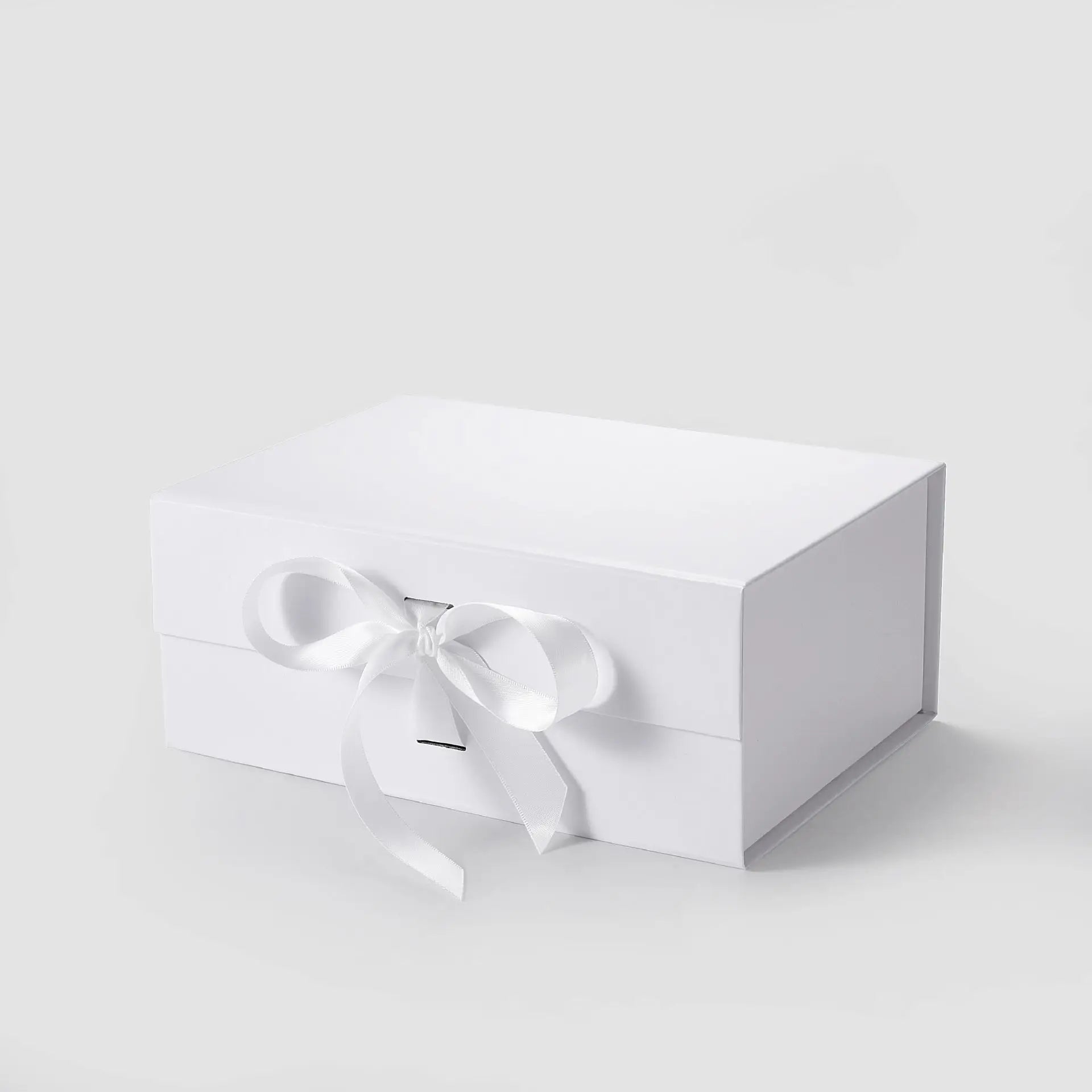 White Marble Embossed Magnetic Gift Boxes with Ribbon Printed Folding Paper Gift Boxes for Rigid Packaging with Magnetic Lid
