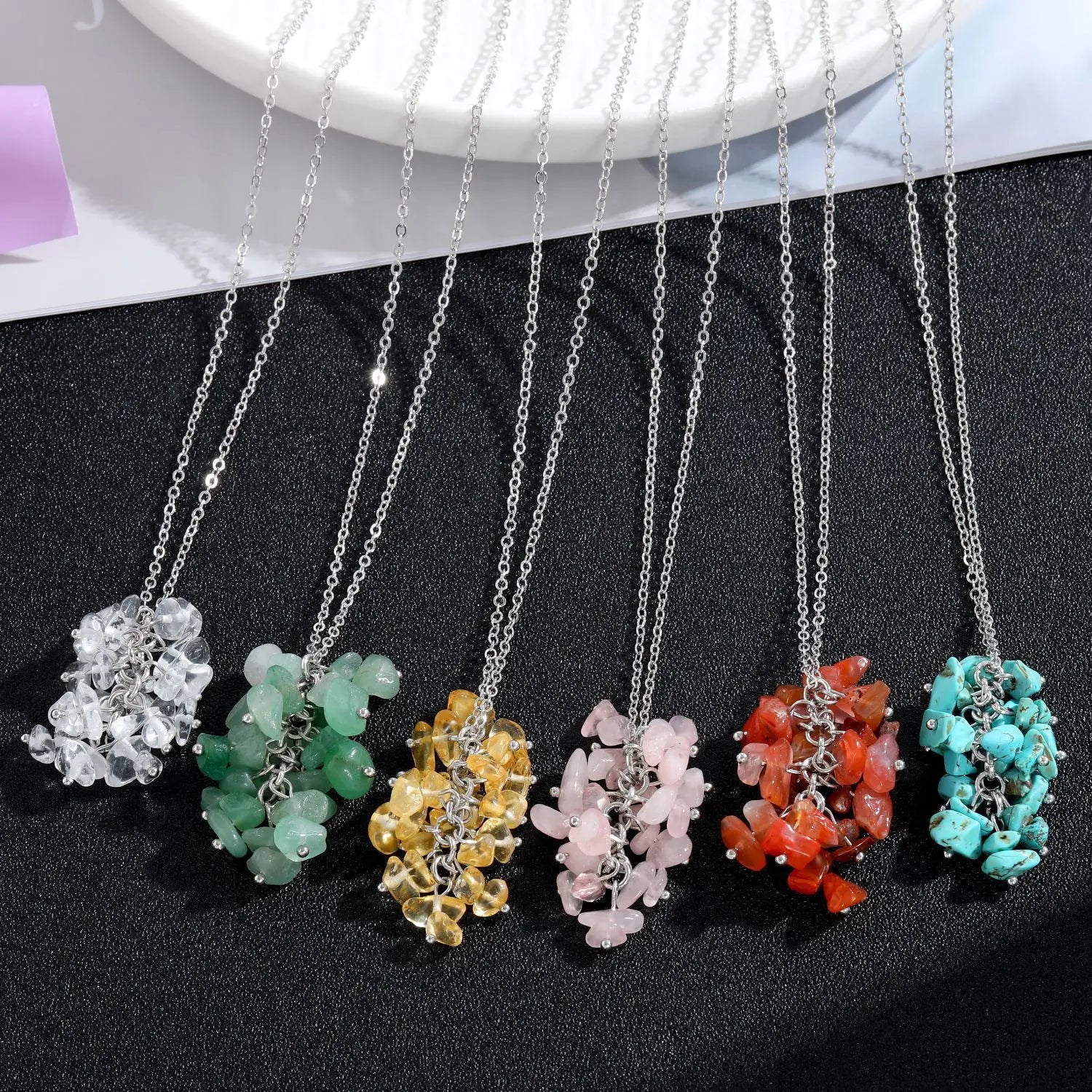 Unique Charm Necklace Jewelry Wholesale Colorful Irregular Small Natural Stone Pendant Necklace