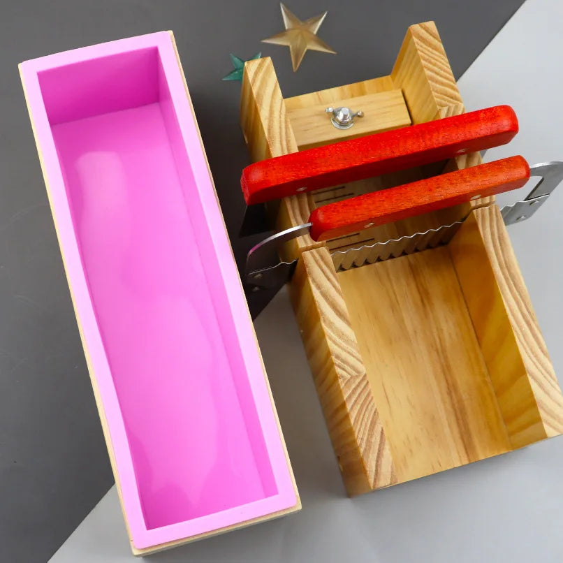 HY Silicone Soap Mold Handmade Soaps Making Tool Set of 4 Adjustable Cutting Box with 2 Pieces Stainless Steel Cutters