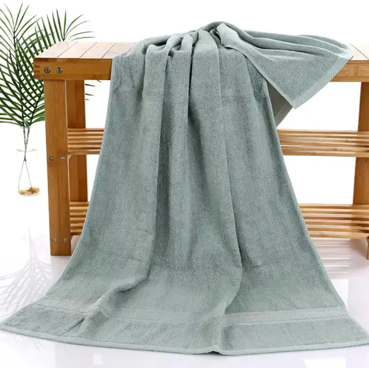 Hot Sale Wholesale Low Price 100% Cotton Washcloth Bathroom Towels Customize Logo White Large Bath Towel for Hotel