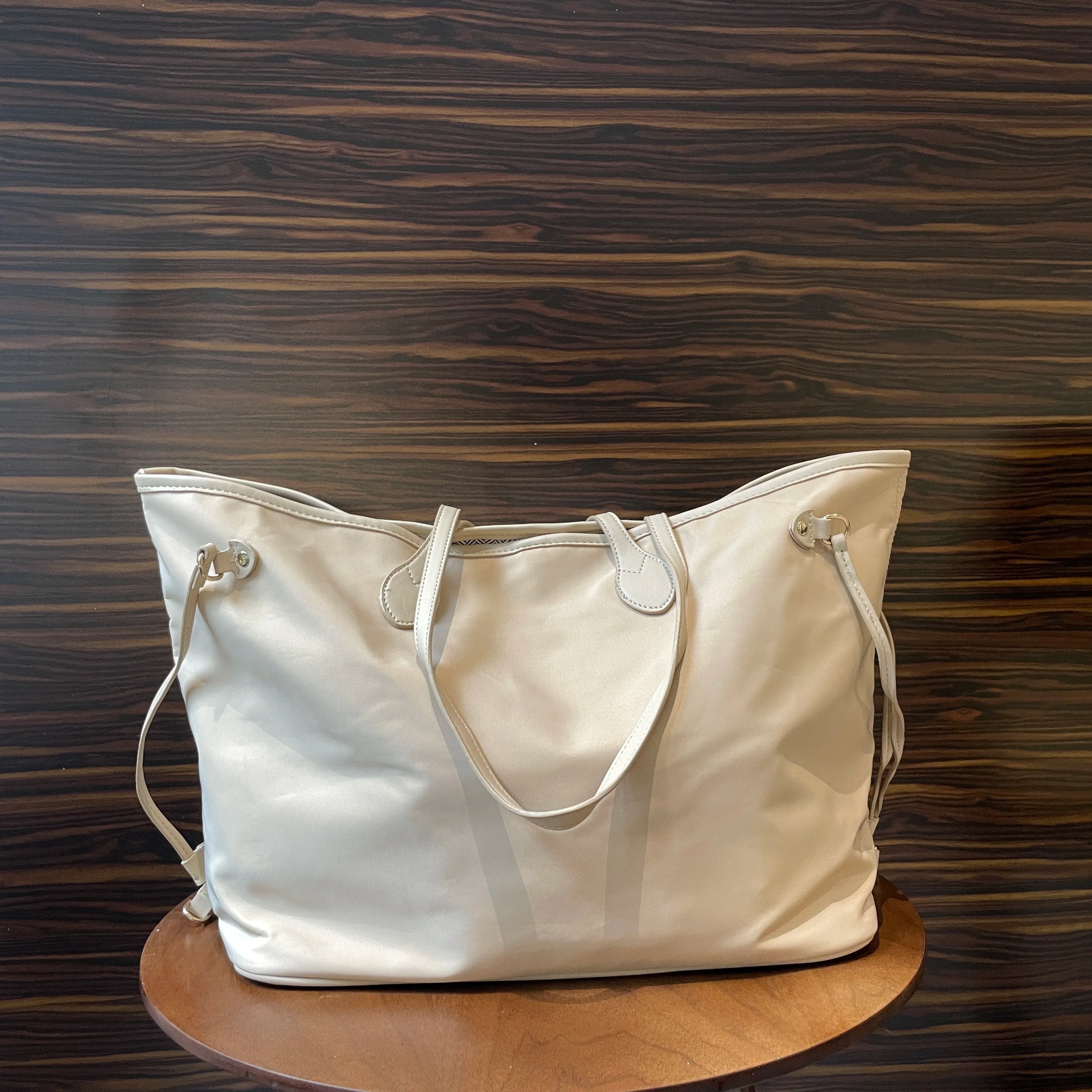 Large Capatcity Women's Shoulder Bags for Daily Use Beach Bags Ladies Handbags Nylon Waterproof Women's Shopping Bags