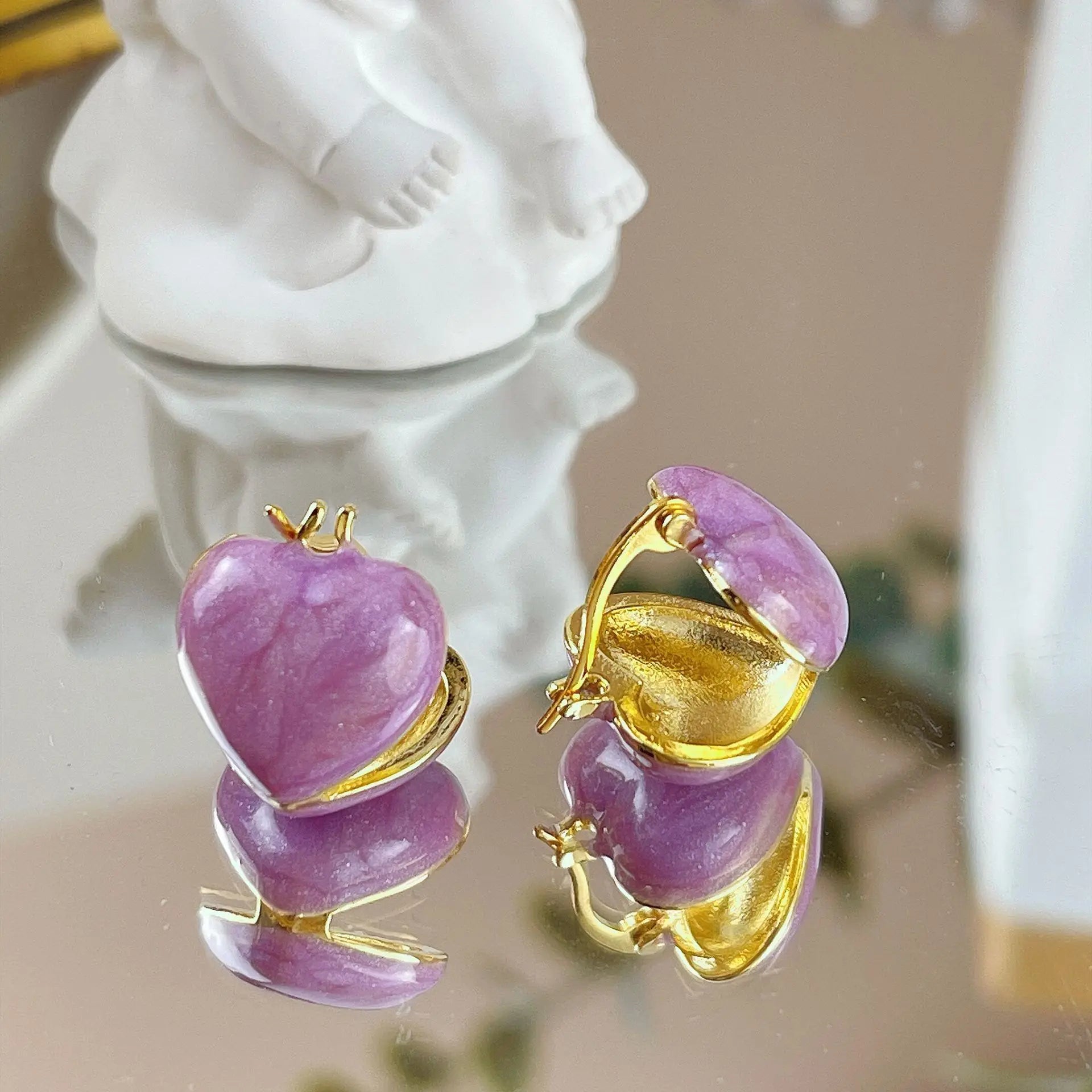 French Style Enamel Heart Stud Earrings for Women White Oil Ear Buckle Trendy Jewelry Statement Love Stud Earring Gifts