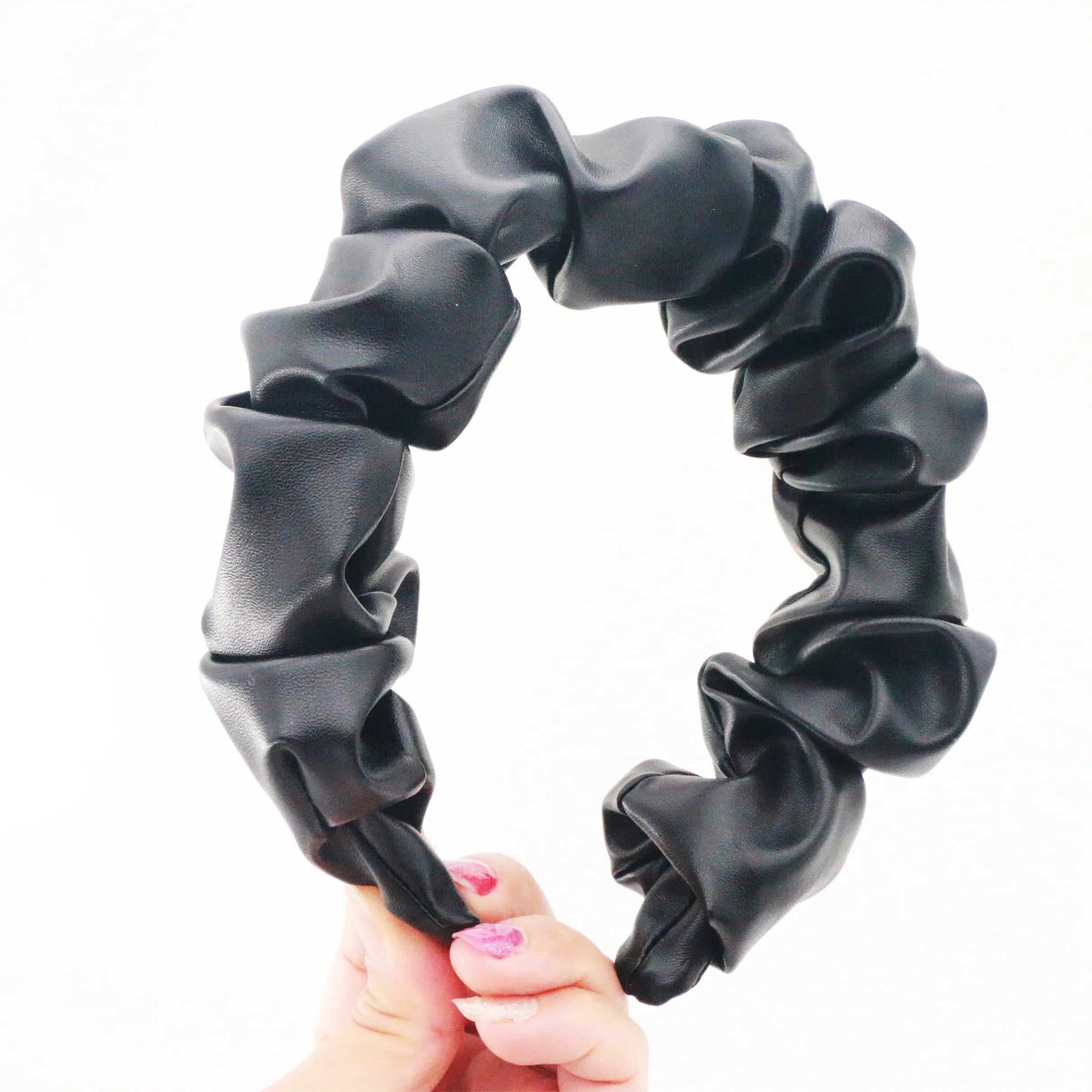 Dream Fashion Luxury Designer Handmade Pearl Black PU Leather Crystal Headband Custom Hairband for Women Hot Sells on Instagram