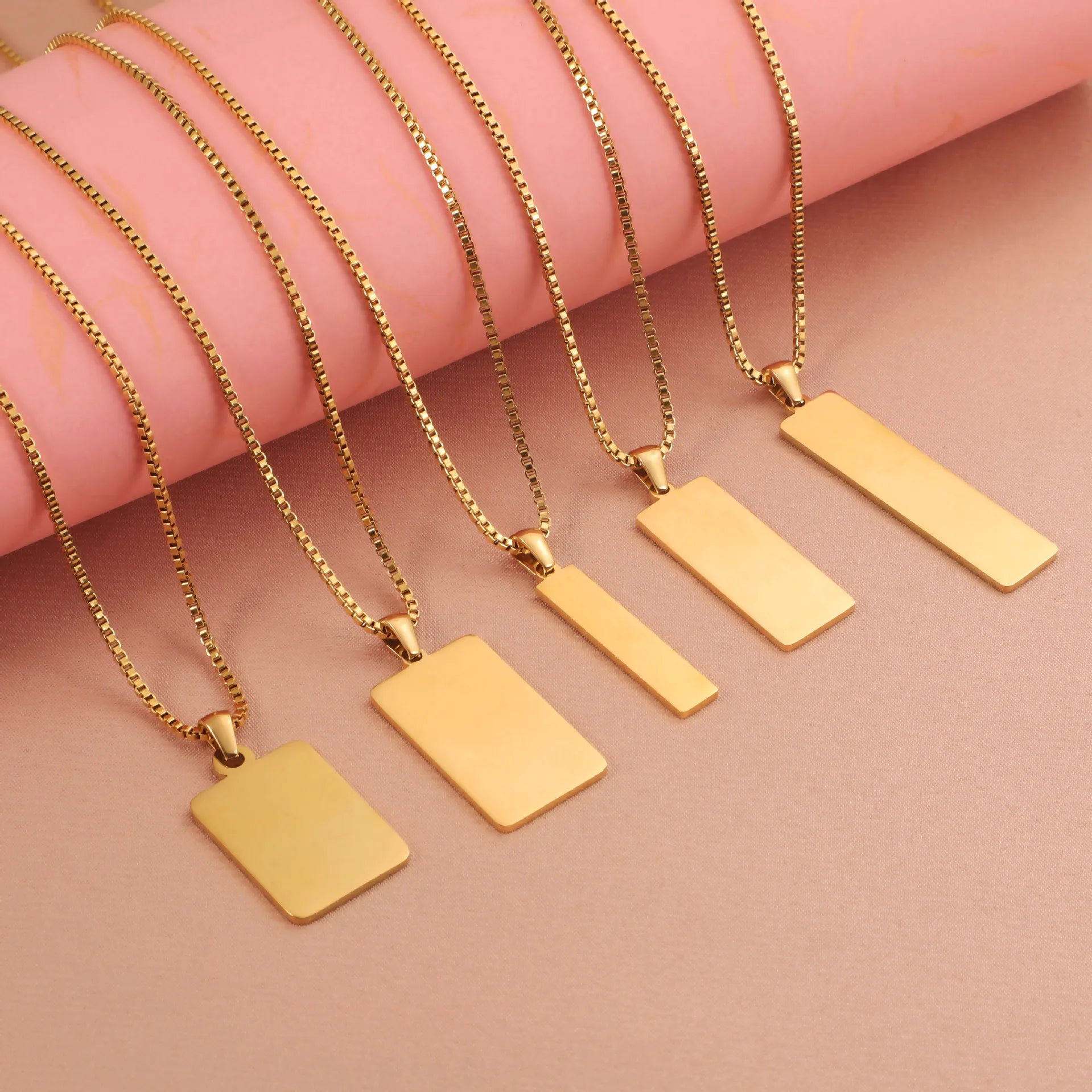 Customizable Geometric Blank Necklaces 18K Gold Plated Mirror Stainless Steel Rectangular Laser Pendant Chain Square Necklace