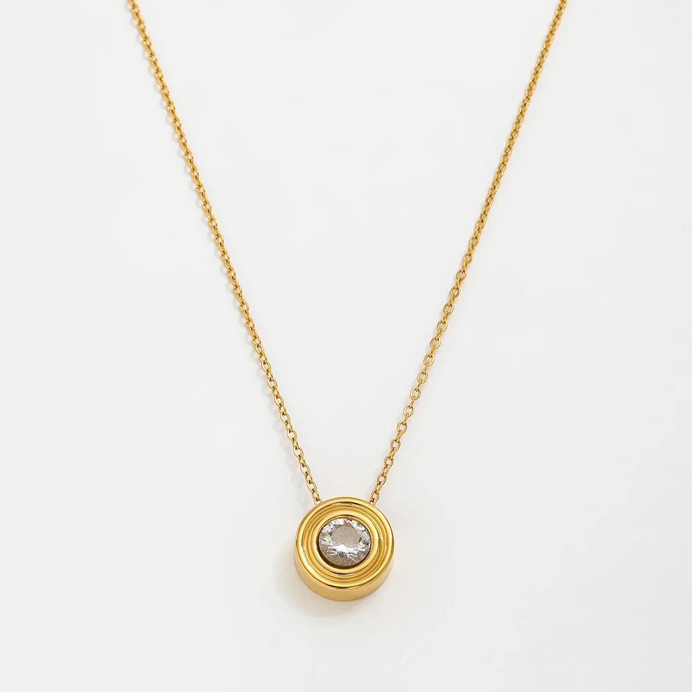 Fenny 18K Gold Plated Tarnish Free Classic Fashion Simple Round Zirconia Pendant Stainless Steel Necklace Jewelry for Wo
