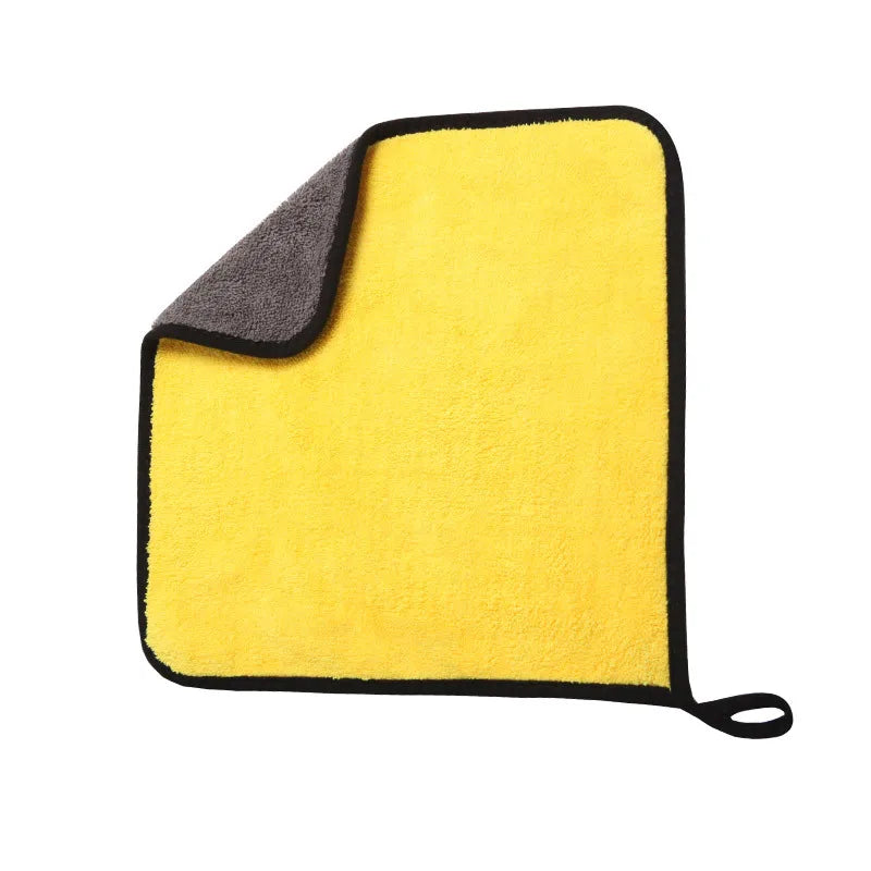 Coral Fleece Microfiber Drying Towel 400gsm Plush Thickness for Car Wash and Kitchen Use