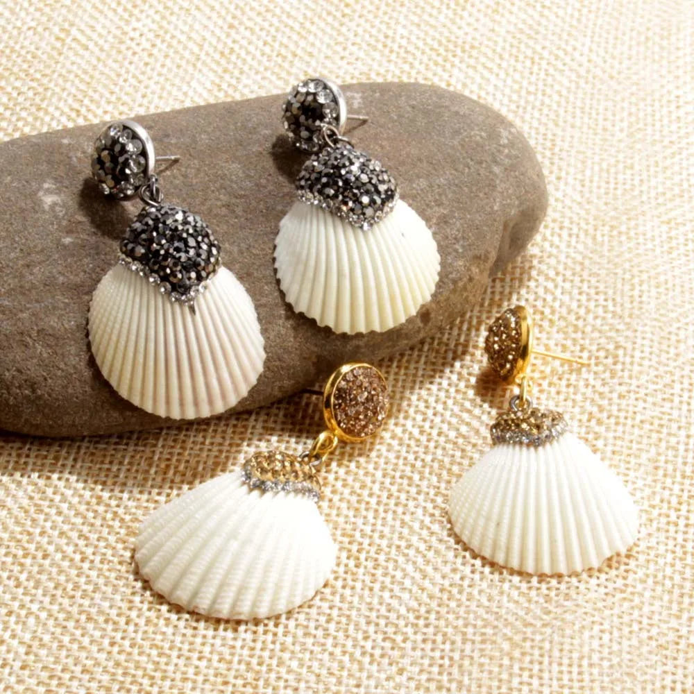 GT Natural Shell Earrings Bohemian Retro Statement Scallop Pendant Crystal Drop Earrings for Women Jewelry