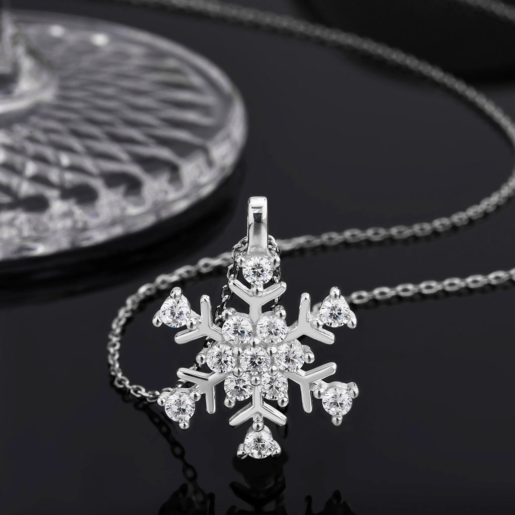 Hot Selling 925 Sterling Silver Snowflake Christmas Vvs Vs Moissanite Pendant Women's Gift Necklace Jewelry with GRA Certificate