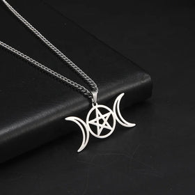 Moon Pentagram Wicca Goddess Necklace for Women Men Stainless Steel Jewelry Magic Pendant Pentacle Witch Amulet