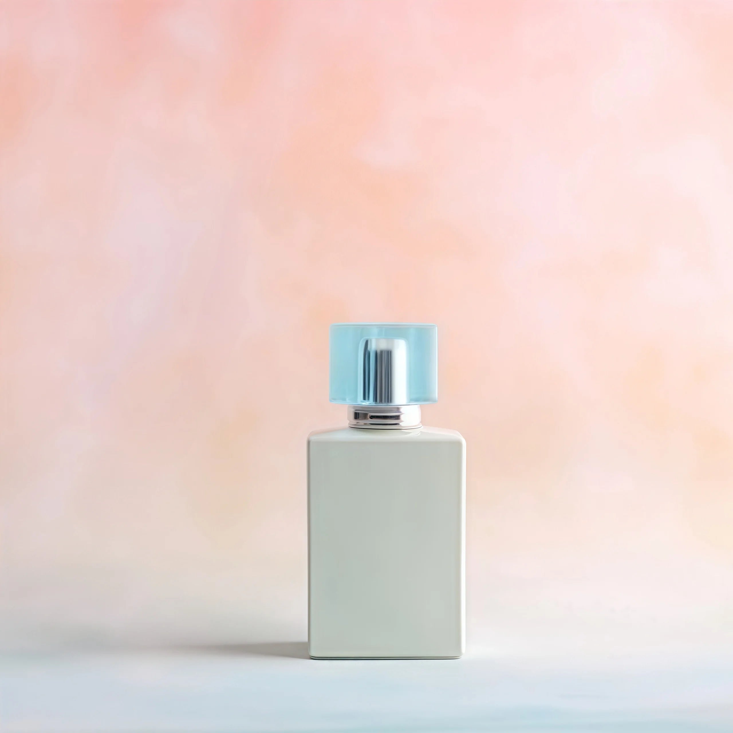 Top Hot Sale 50ml Flat Square Shape Glass Empty Perfume Spray Bottle