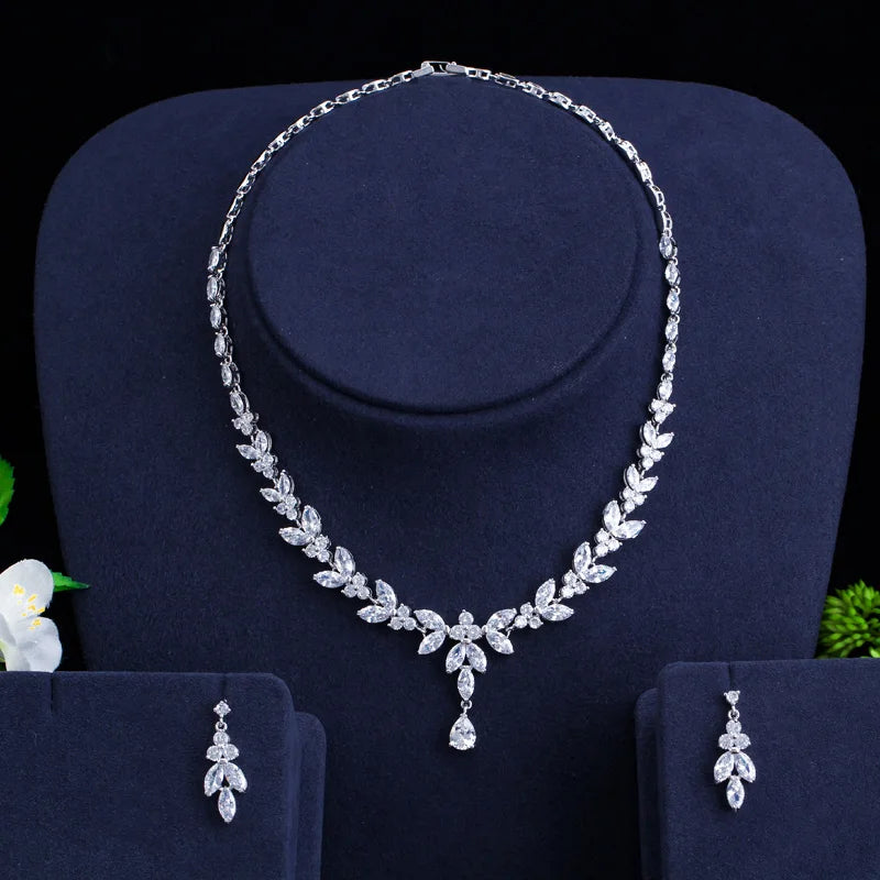 Generous Bright Cubic Zirconia Leaves Shaped Brides Dangling CZ Earrings and Necklace for Women Wedding Bridal Jewelry Sets