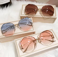 Female UV400 Brand Designer Gradient Trend Women Shades Vintage Luxury Rimless Color Gradient Sunglasses Lunettes-soleil