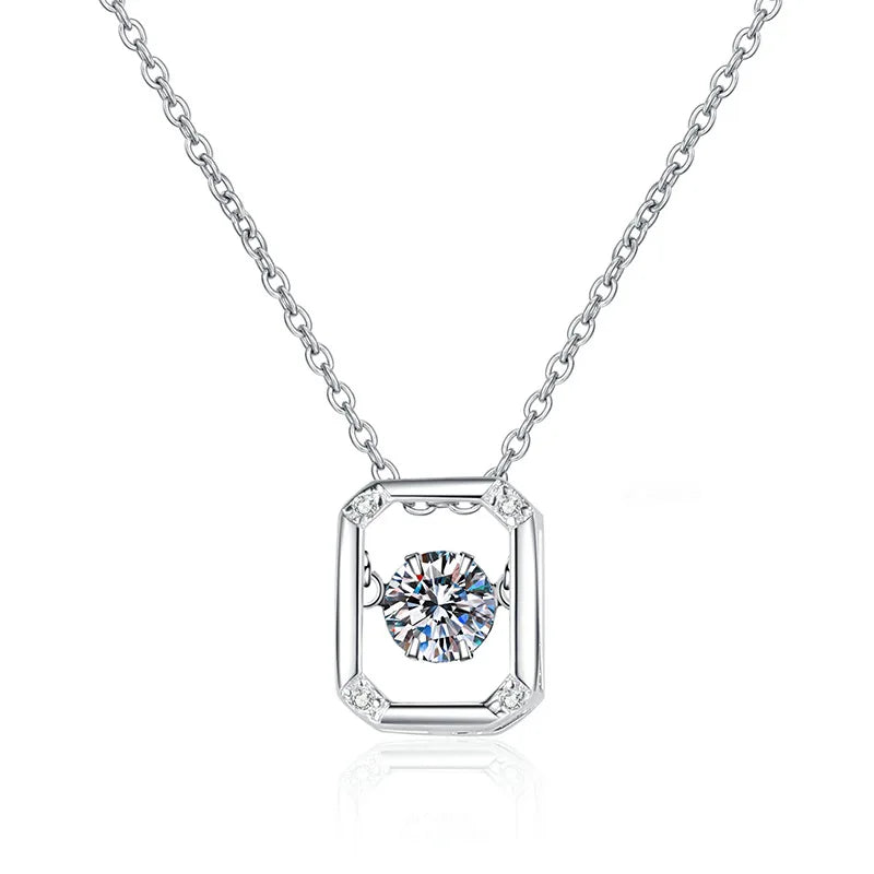 Light Luxury 925 Sterling Silver Necklace with Collar Chain and Flash Lock 0.3 Carat Moissanite Women's Necklace