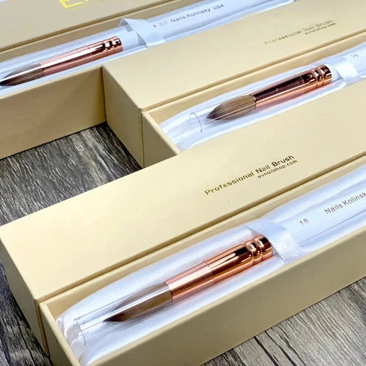 New Nail Product 2022 Kolinsky Acrylic Nail Brush Private Label Kolinsky Nail Brush Oem