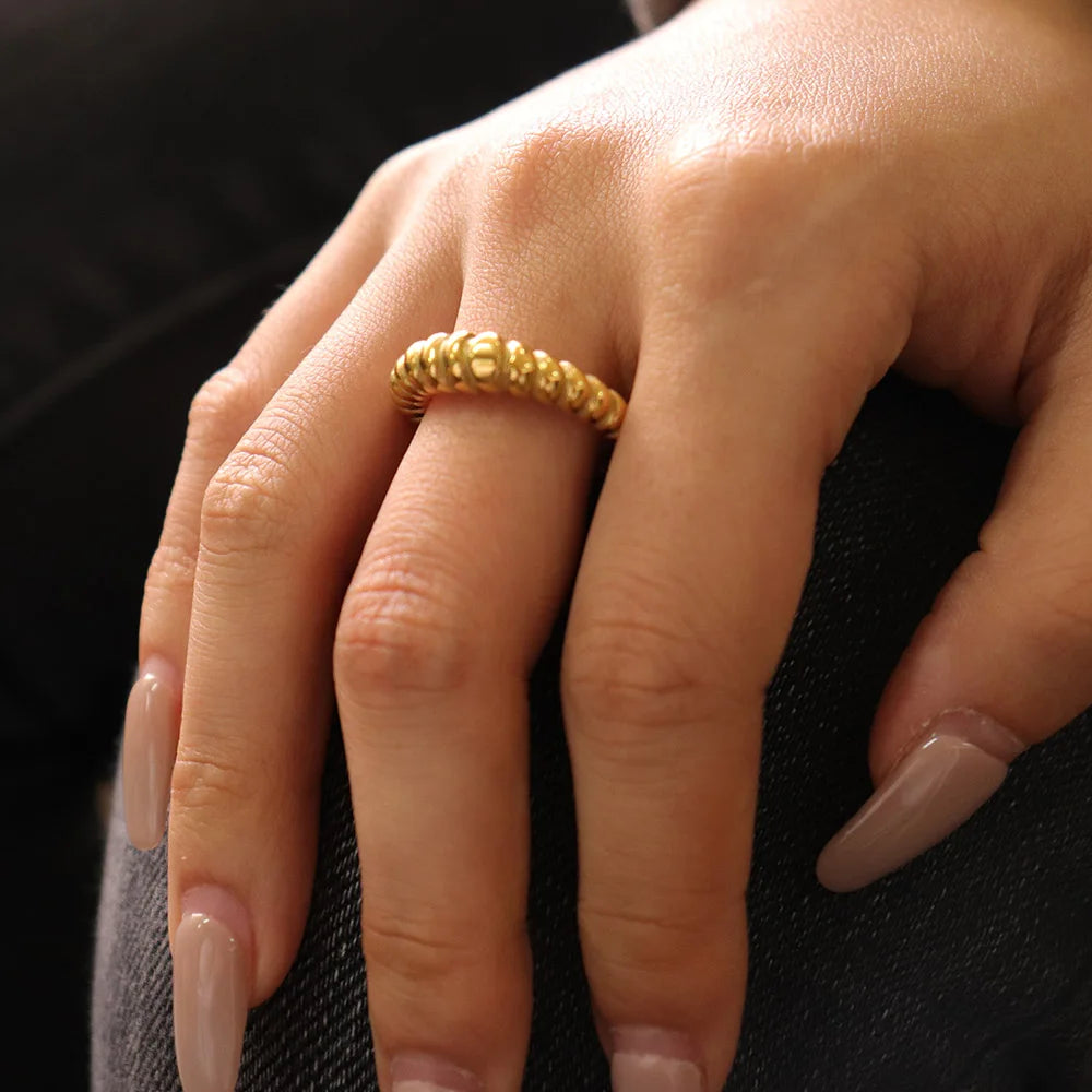 Chris April PVD Gold Plating 316L Stainless Steel Minimalist Croissant Gold Rings