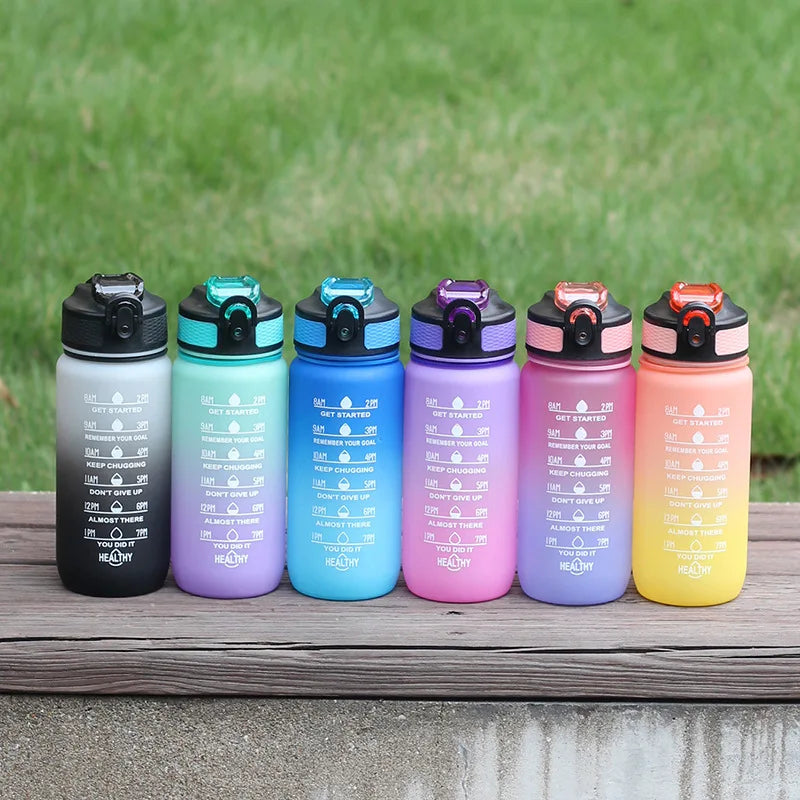 Popular Design 600ML Tritan Plastic Multi-Color Motivational Fitness Tumblers Drinking  Cup Sports Water Bottle
