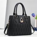 2025 Ladies PU Leather Luxury Handbags Good Quality New Trendy Fashion Shoulder Bags with Zipper Closure Polyester Lining
